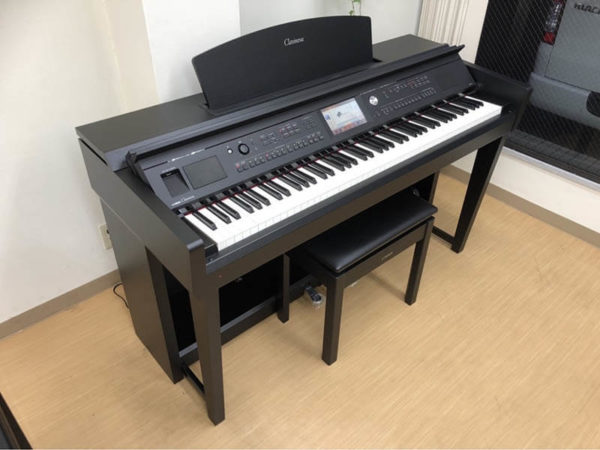 ピアノ　電気　ヤマハ CVP 705